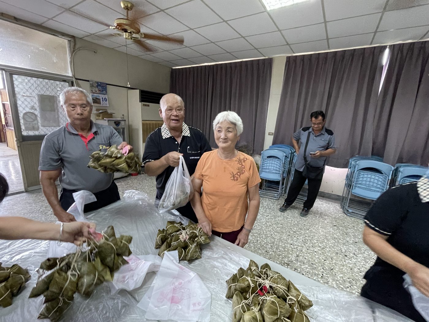 七股區衛生所與社區協會共襄慶端午 舉辦慈愛活動暖心社區
