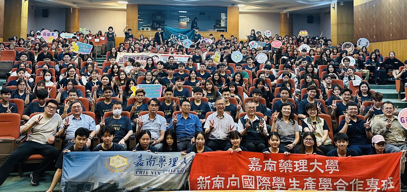 校園宣導越語翻譯超接地氣！臺南勞工局境外生求職防騙講座獲迴響熱烈