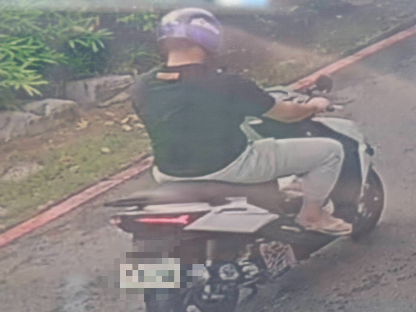 垃圾竟往溪裡丟 惡行全都錄 南市環保局依法開罰