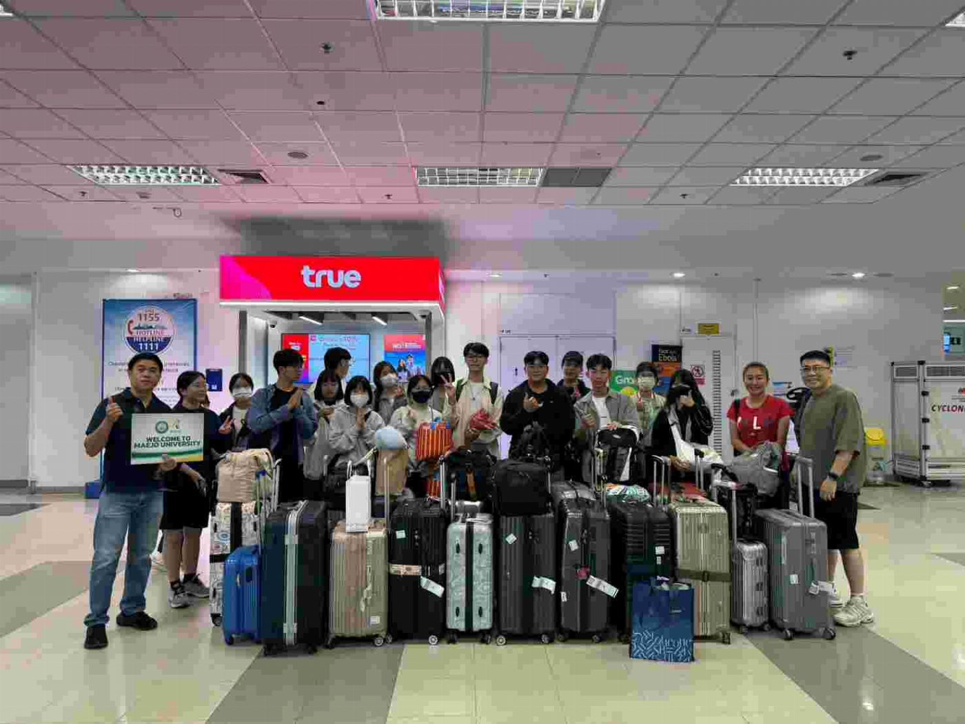 揚帆國際舞台！  南應大旅館系海外實習人數再創新高  22名學子征服北美與泰北