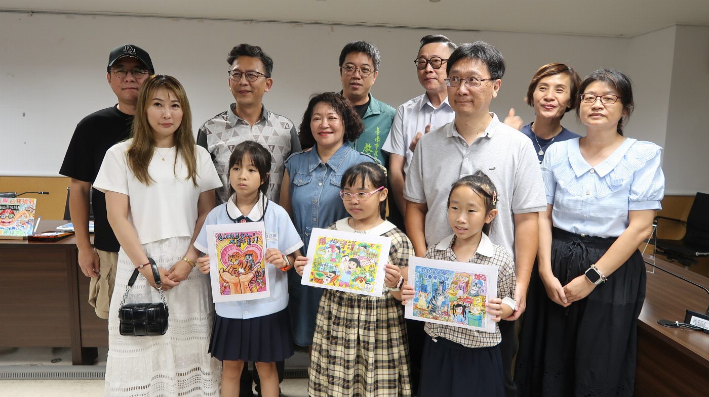 臺南市「浪浪語錄」創意圖卡徵選　學生以畫筆傳遞生命教育與動物關懷