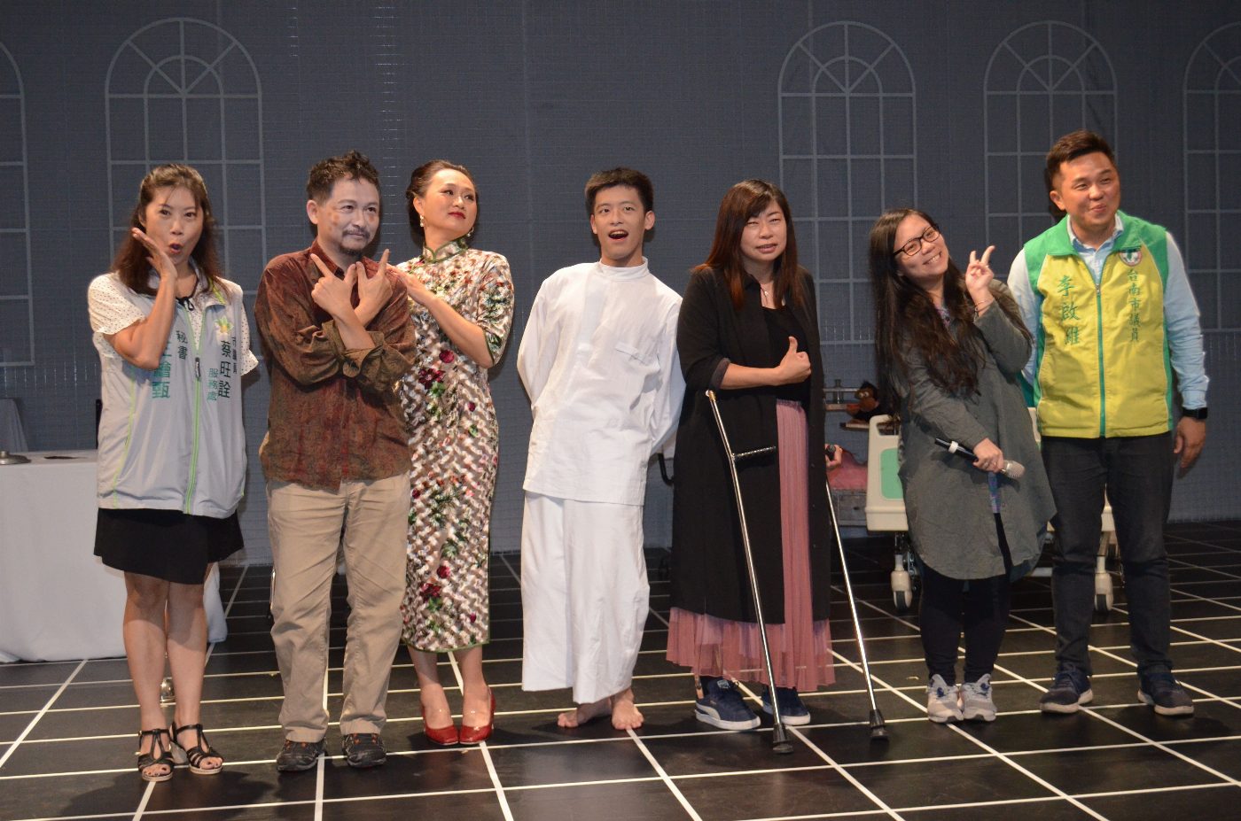 臺南藝術節推出同黨劇團【星期十，猴子死翹翹】演出