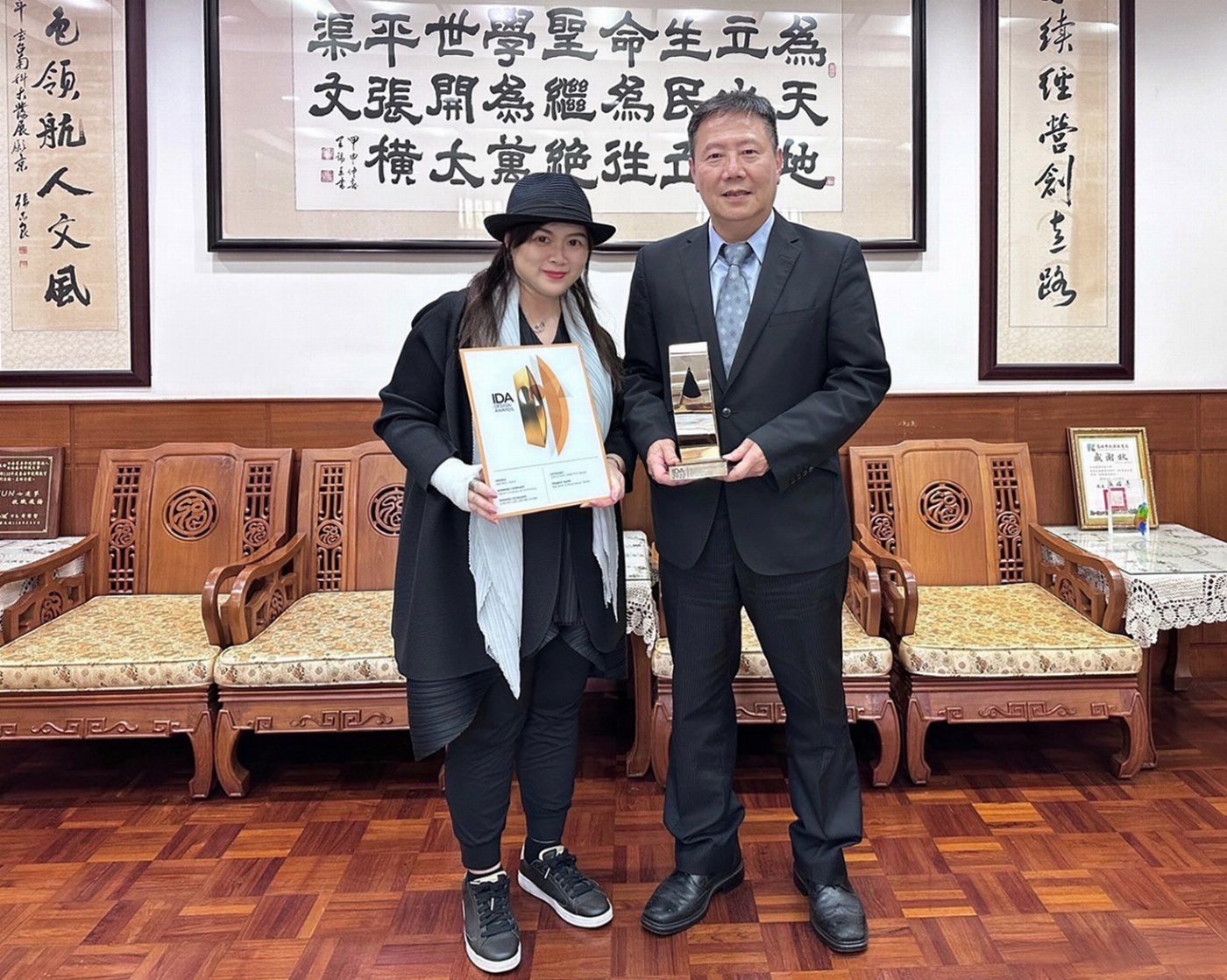台南應用科技大學─商品設計系連佳惠老師榮獲IDA美國國際設計獎金獎