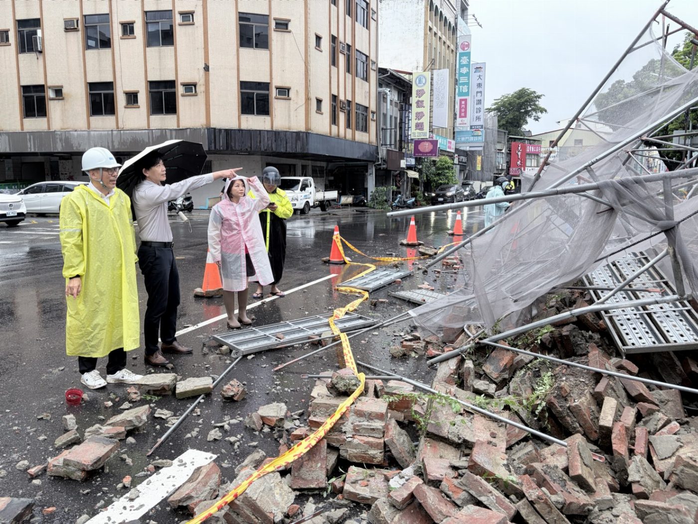 台南大東門側牆突發崩塌 市府緊急應對並確保文化遺產安全