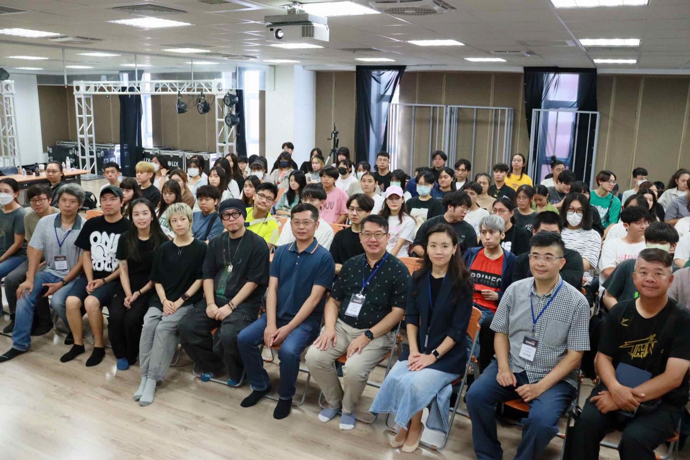 產學零距離 南臺科大流行音樂產業系攜手「必應創造」 培育演唱會幕後人才搖籃