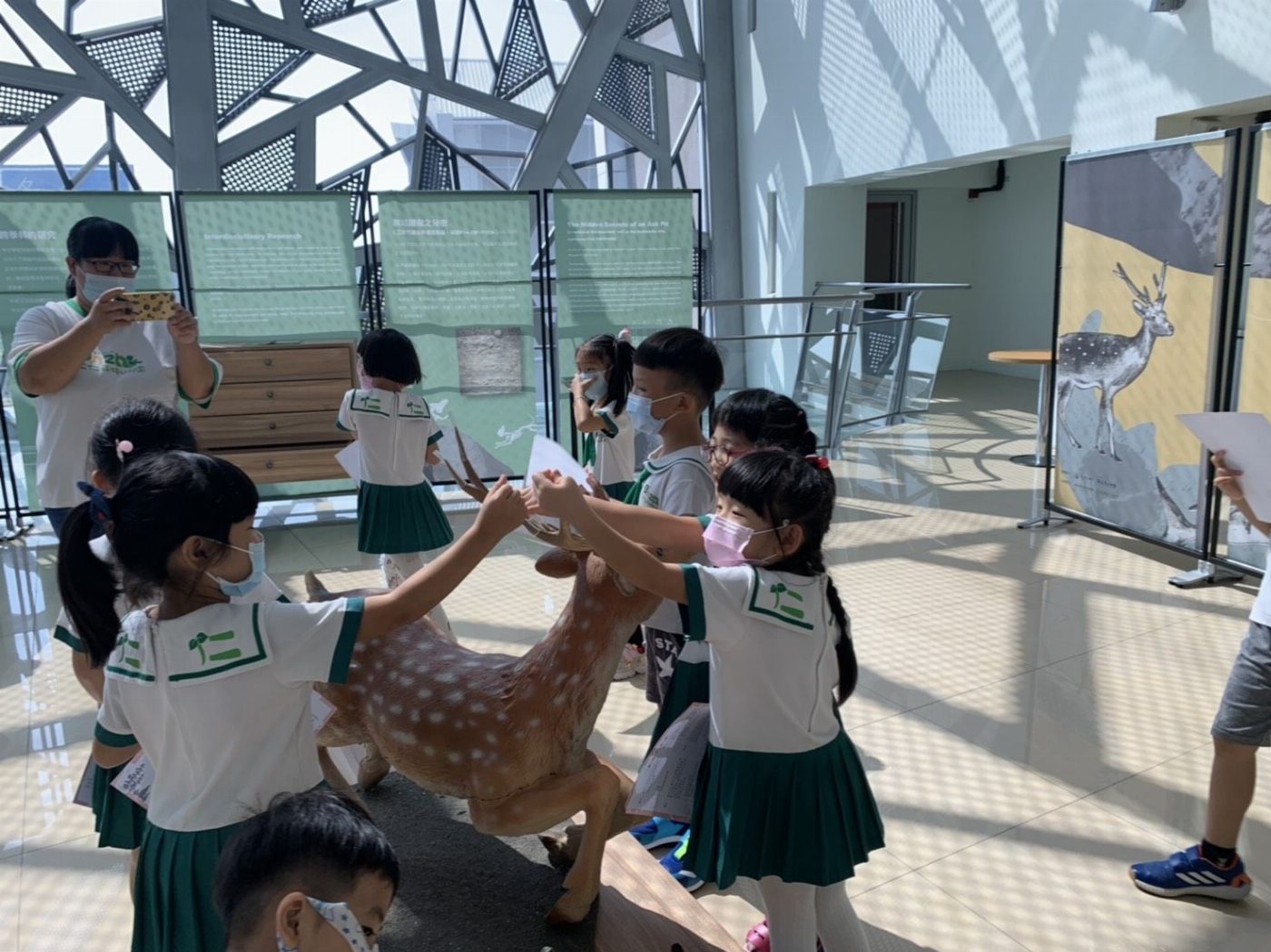 在台江文化中心集合 跟著史前動物出遊去 