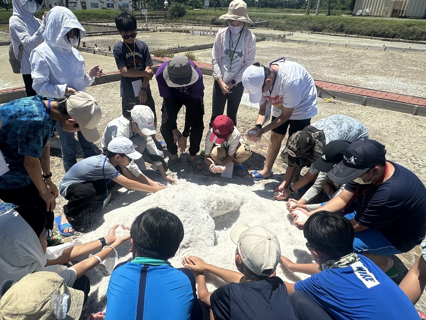 臺南夏令營：鹽之旅引領學生探索國際永續發展