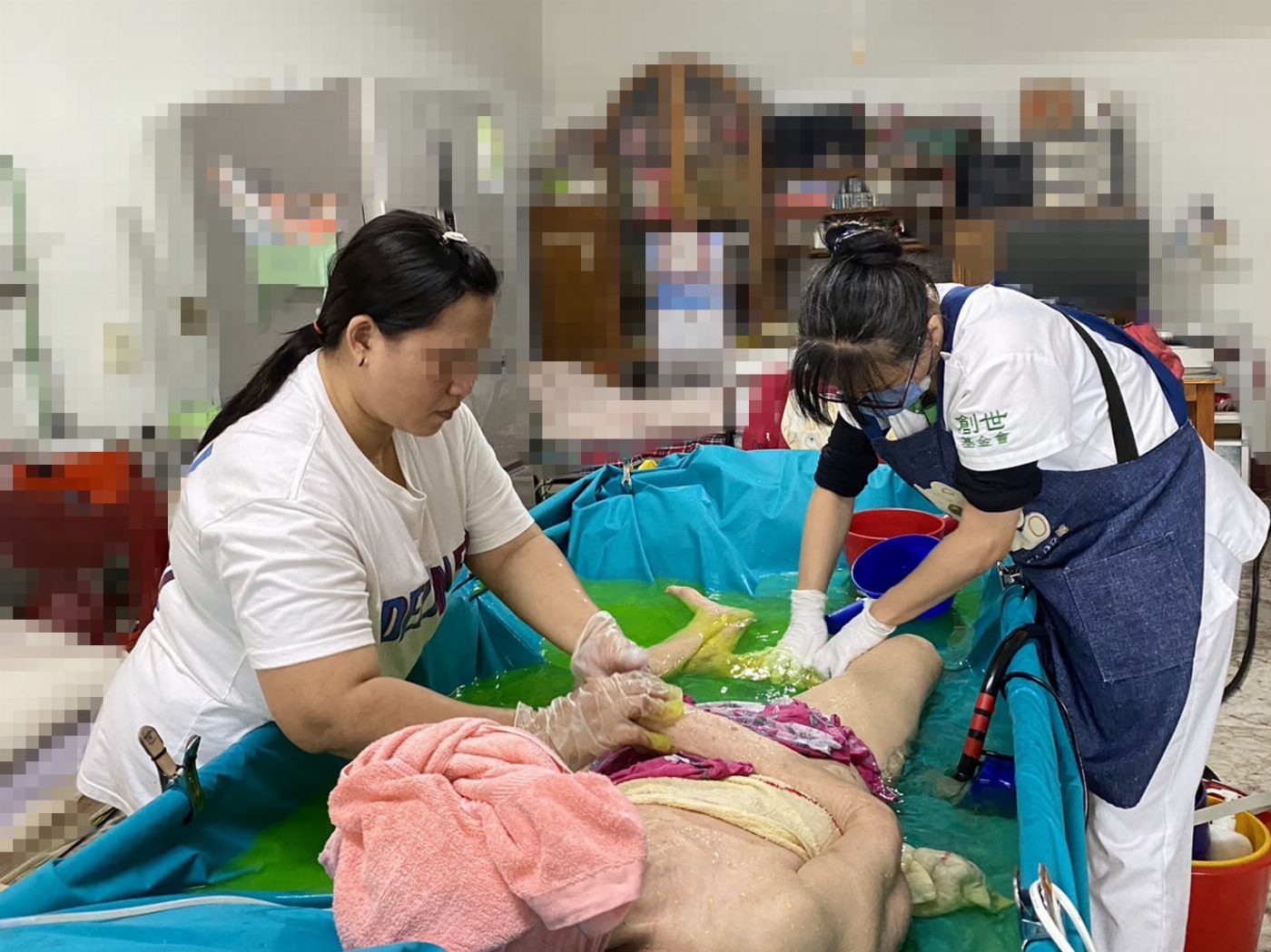 午時水祈好運 創世到宅服務「澡」到健康