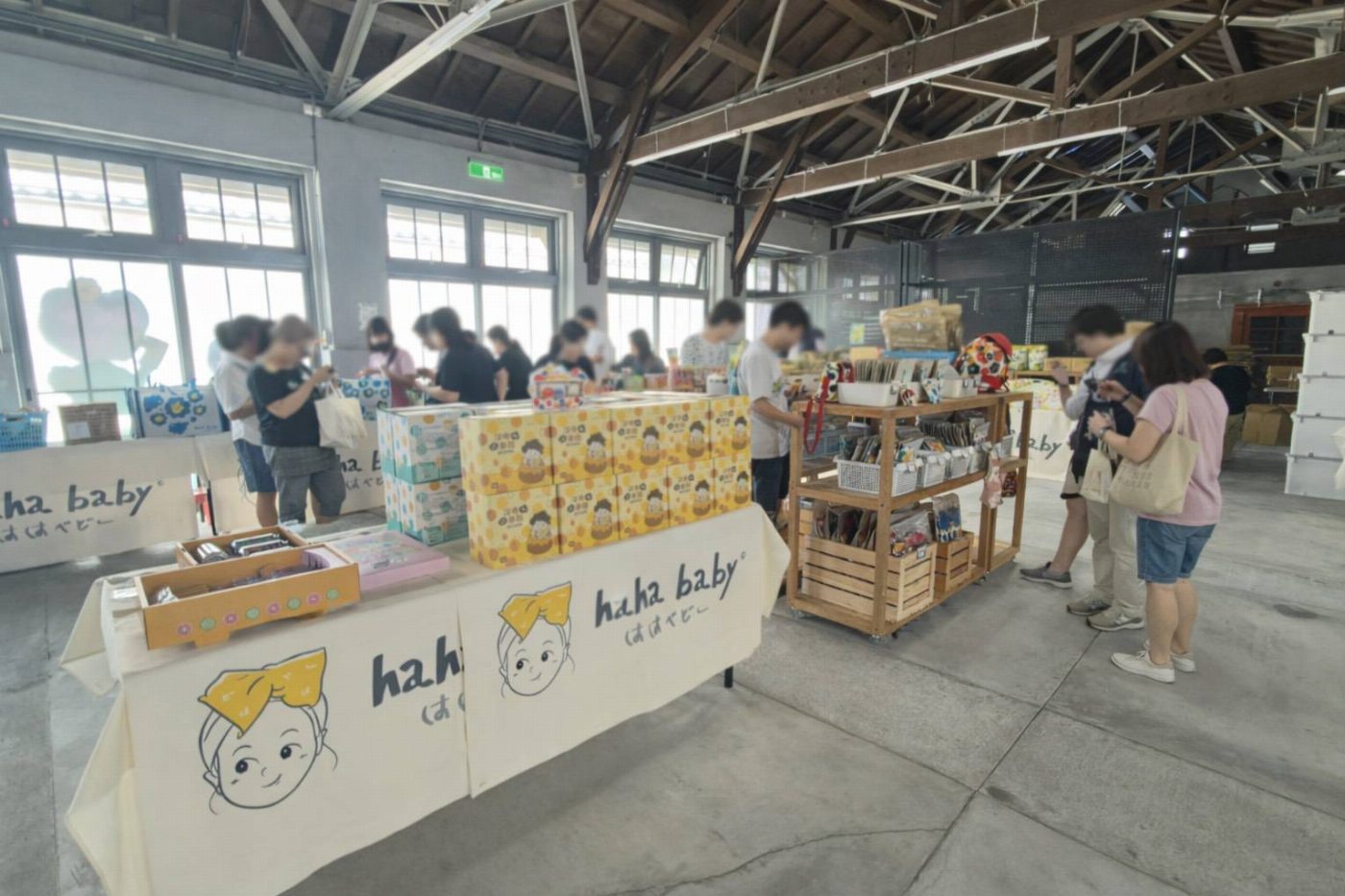 hahababy快閃進駐西市場香蕉倉庫 帶動人潮走入百年市場市府啟動古蹟二樓招商