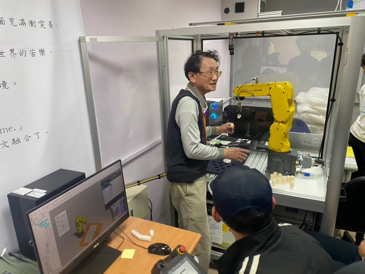 崑山科大機器人系培育高中職類選手 第54屆全國技能賽南區賽獲六獎           