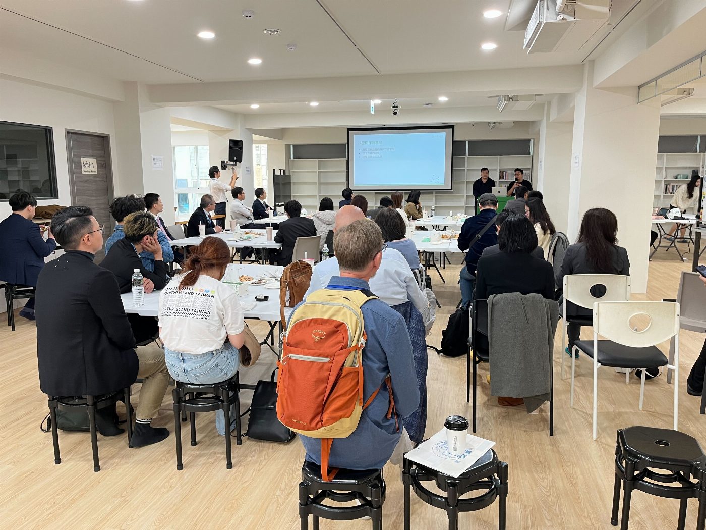 友愛市場轉型數位創生聚落　黃偉哲盼活化閒置空間吸引國際人才匯聚