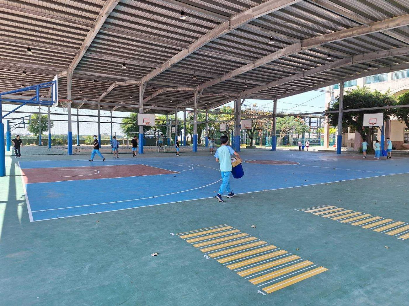臺南市打造太陽光電綠能校園 完成光電球場設置數量全國第一