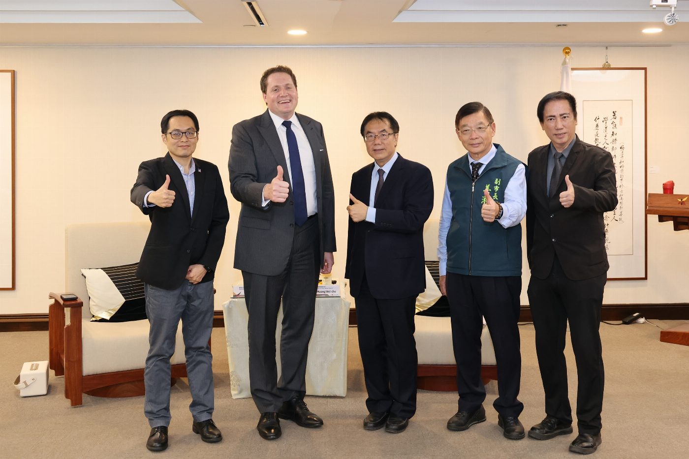 期待再相會！美國在台協會高雄分處長張子霖辭別黃偉哲市長