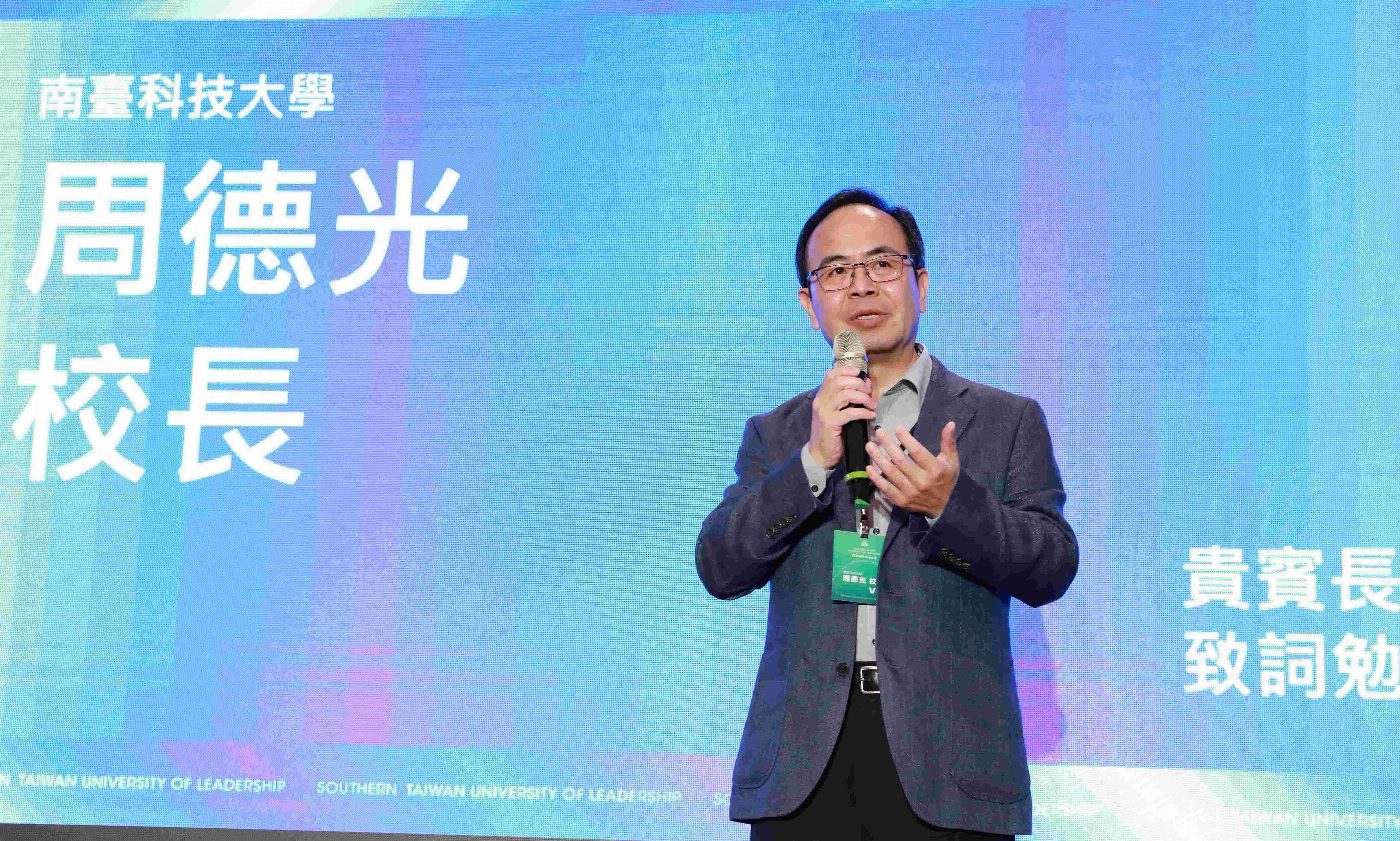 南臺關鍵領袖大學首屆領導人結業 學員相擁高喊不願畢業 第二屆招生開跑 名額僅限30人