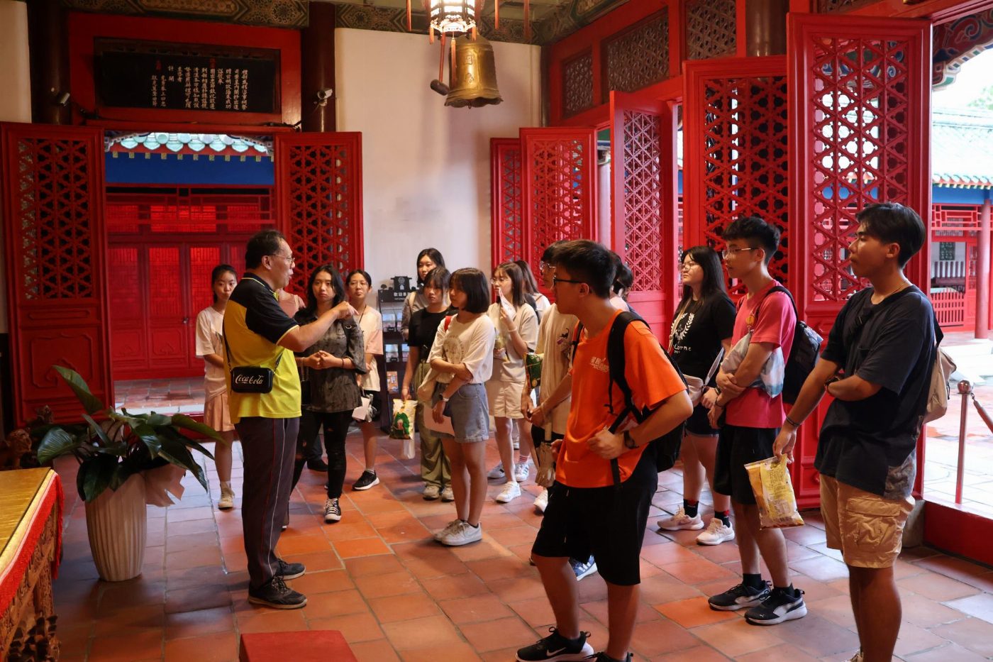 「臺南你好」南大微學分課程帶領新生展開社會實踐旅程
