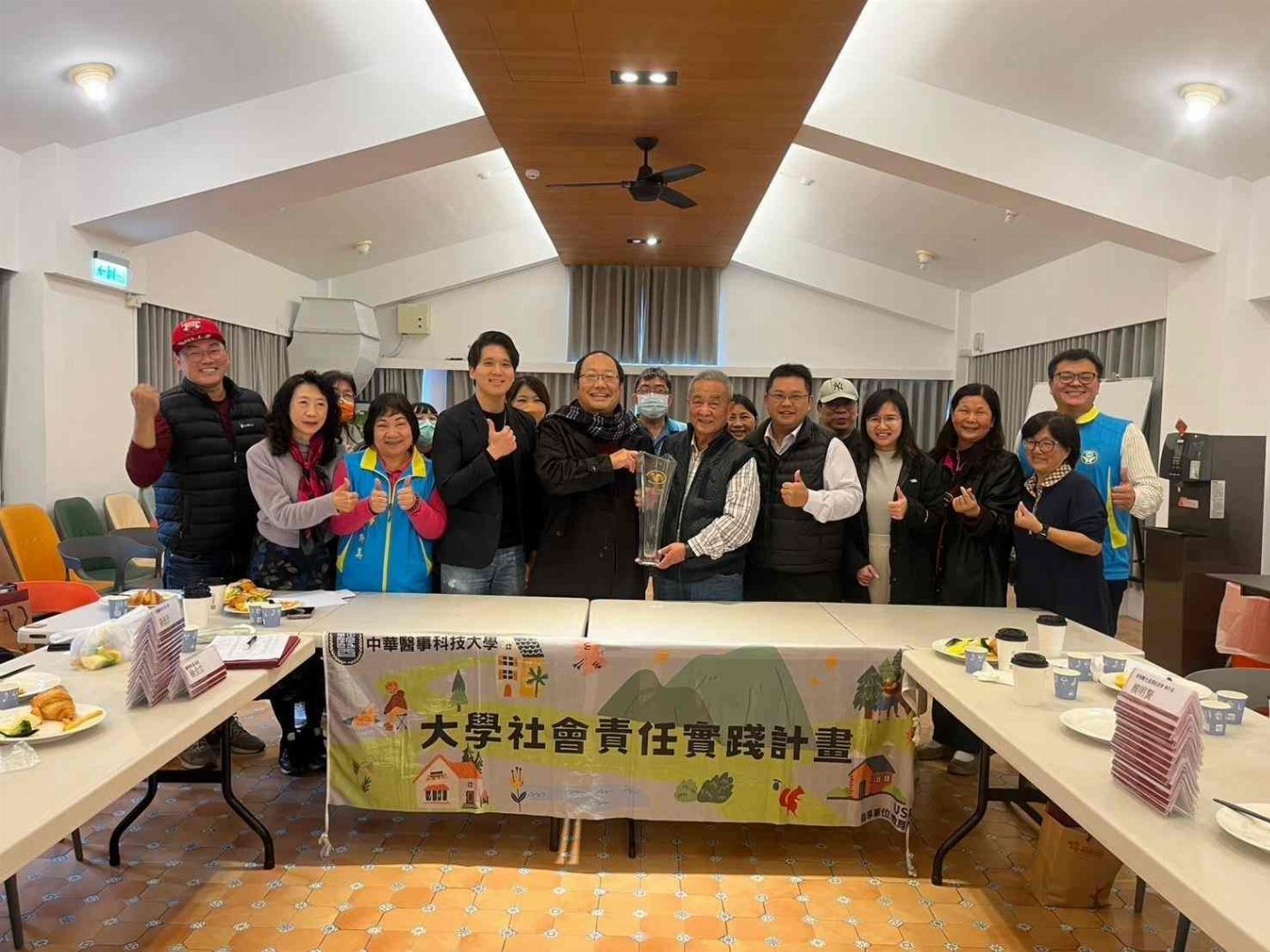 中華醫事科大USR團隊助攻 白河草店社區獲2024年國際宜居社區銅獎